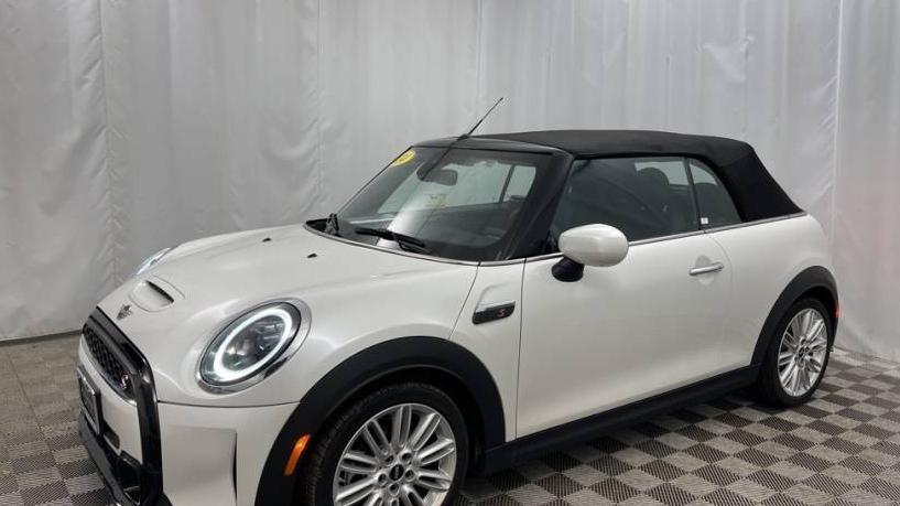 MINI COOPER CONVERTIBLE 2024 WMW43DL01R3S01703 image